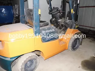 China USED TOYOTA 3T FORKLIFT FOR SALE supplier