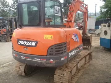 Used DOOSAN DH60-7 Mini Excavator For Sale China supplier