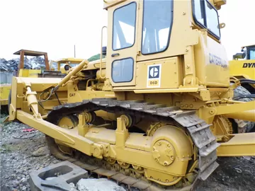 Used CAT Bulldozer D6D For Sale Original japan cat d6d crawler tractor supplier